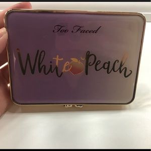 Too Faced white peach pallet